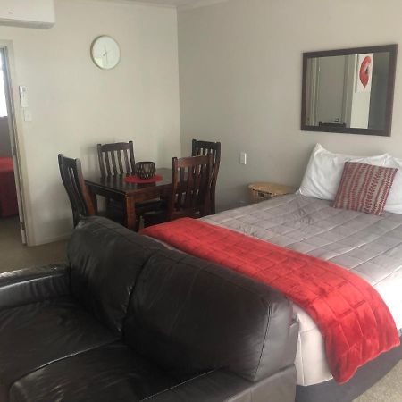 Absolute Lake View Motel Lago Lago Taupo Exterior foto